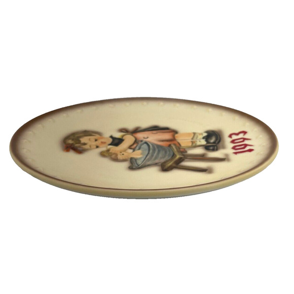 Vtg Goebel M.J. HUMMEL Annual Plate 1993 23rd Edition in a Series of 25 Hum 289 - Picture 7 of 14